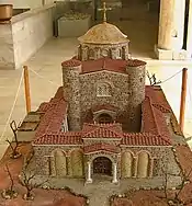 Modell der Kirche