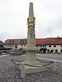 Nachbildung der Kursächsischen Postmeilensäule auf dem Markt