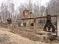 Ruine der Schmiede im alten Teil von Horndals Eisenhütte