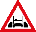 W327: Verengte Fahrbahn, nur eine Fahrzeugbreite
