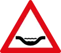 W350: Senke gefüllt mit Wasser/losem Material