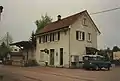 ehemaliges Stationsgebäude der Uerikon-Bauma-Bahn (1995)