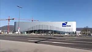 Blick von Speyerer Straße auf den SNP Dome (März 2021)