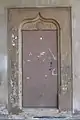 Spätgotisches Portal mit Gedenktafel