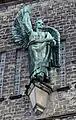 Saarbrücken-St. Johann, Fassadenskulptur „Michael, angelus et auctor pacis“ („Michael, Bote und Urheber des Friedens“)