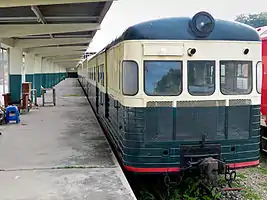 Bahnsteig 1 im Bahnhof Tanjung Aru