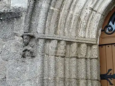 Eingangsportal von Saint-Étienne