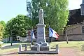 Gefallenendenkmal im Ortsteil Escaufourt