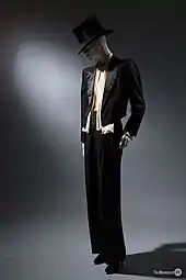 YSL-Smoking, 1982