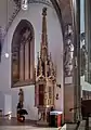 Sakramentshaus; 1500–1510; Sandstein; nach starkem Verfall wegen Aufstellung unter freiem Himmel 1900 stark restauriert