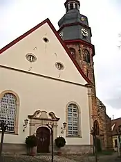 Die Kirche von Süden