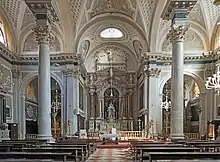 Kirche San Cassan (Hochaltar und Altarbild)