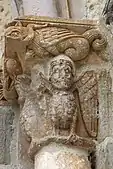 Kapitelle am Südportal