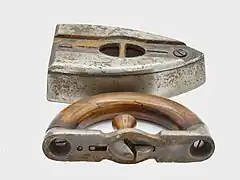 Satzeisen mit patentierter Klemmmechanik