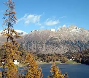 Der Schafberg (Bildmitte)