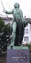 Schiller-Denkmal am Standort des alten Nationaltheaters