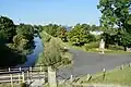 Der Kanal am Ehrenmal in Büttel
