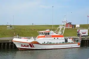 Seenotkreuzer THEODOR STORM im Hafen von Büsum