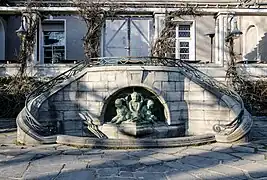 Neobarocke Freitreppe an der Südseite