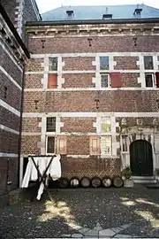 Renaissanceflügel, 17. Jahrhundert
