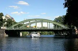 Die Schlossberücke verbindet Kalowswerder mit der Altstadt Charlottenburg