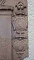 Ahnenwappen Altemps und Lante, rechts am Epitaph