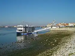 Die ehemalige Nymphe als Restaurantschiff Rio Tejo Secundo in Seixal