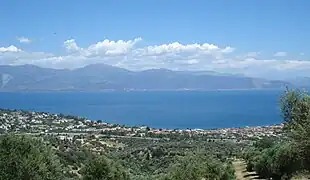 Panorama von Selianitika und Longos