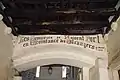 Semur hat sich einen Ausspruch Sebastian Münsters zum Motto am Stadttor erkoren