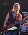 Shonna Tucker 2005 auf einem Konzert in Bonnaroo