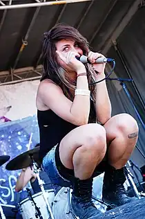 Sierra Kusterbeck im Jahr 2010 auf der Warped Tour