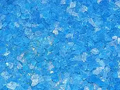Trockenes Kieselgel mit blauem Indikator (Cobaltdichlorid)