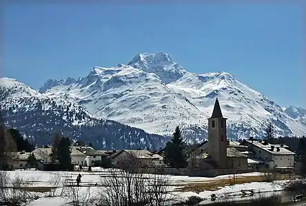 Nordost-Ansicht des Piz da la Margna, aufgenommen von Sils Baselgia.