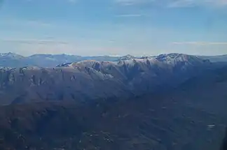 Das Skanderbeggebirge zwischen Laç, Kruja und Burrel