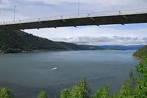 Skarnsund mit Venneshamn im Hintergrund