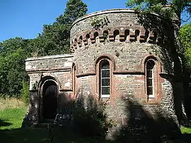 Ehemaliges Torhaus an der Einfahrt zu den Ländereien der früheren Burg