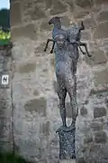 ⊙