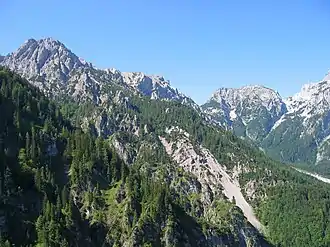 Salzsteigjoch (Einschartung Bildmitte)