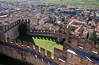 Blick von der Burg auf den Ortskern