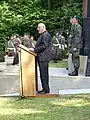Landesgeschäftsführer Oberst i. R. Wolfgang Wildberger bei einer Beisetzung exhumierter sowjetischer Gefallener in Oberwart am 24. Juni 2016.