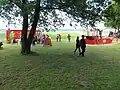 Spielmobil beim Spielplatz während des Solitüdefestes