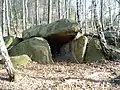 Das "Steinzeitkino" mit dem steinernen Astronomen und dem Sonnenzeiger zur Wintersonnenwende Mittag