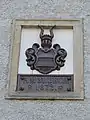 Wappen derer von Arnim am Turm