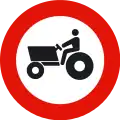 R-111Einfahrtverbot für landwirtschaftliche Nutzfahrzeuge