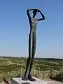 Bronzeplastik de Utkieker von Hannes Helmke auf der Aussichtsdüne