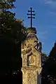 Pestsäule in Feldkirchen-Westerham,  Kalktuff, wohl 16. Jh.