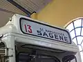 Rote Liniennummer ohne spezifische Bedeutung bei einem historischen Wagen der Straßenbahn Oslo