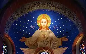 Apsisgemälde Jesus Christus als Pantokrator mit den Buchstaben „IC“ und „XC“ für Jesus Christus, Beuroner Kunstschule, St. Remigius (Bliesen)