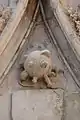 Detail aus der Südfassade der Kathedrale St. Siffrein