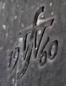 Das Gießerzeichen von F. W. Schilling mit Gussjahr auf der Nikolaus-Glocke